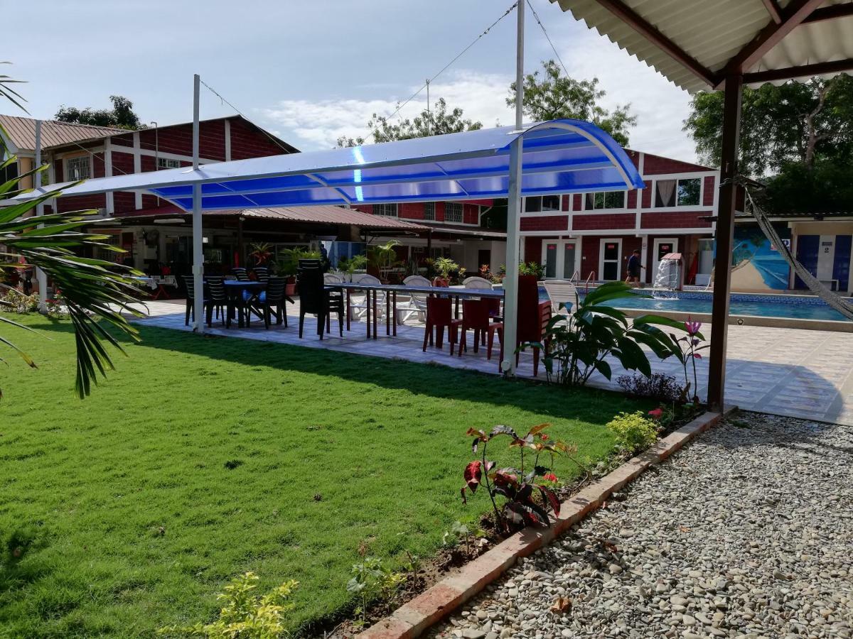 Sun Place Hosteria Las Tunas Exterior foto